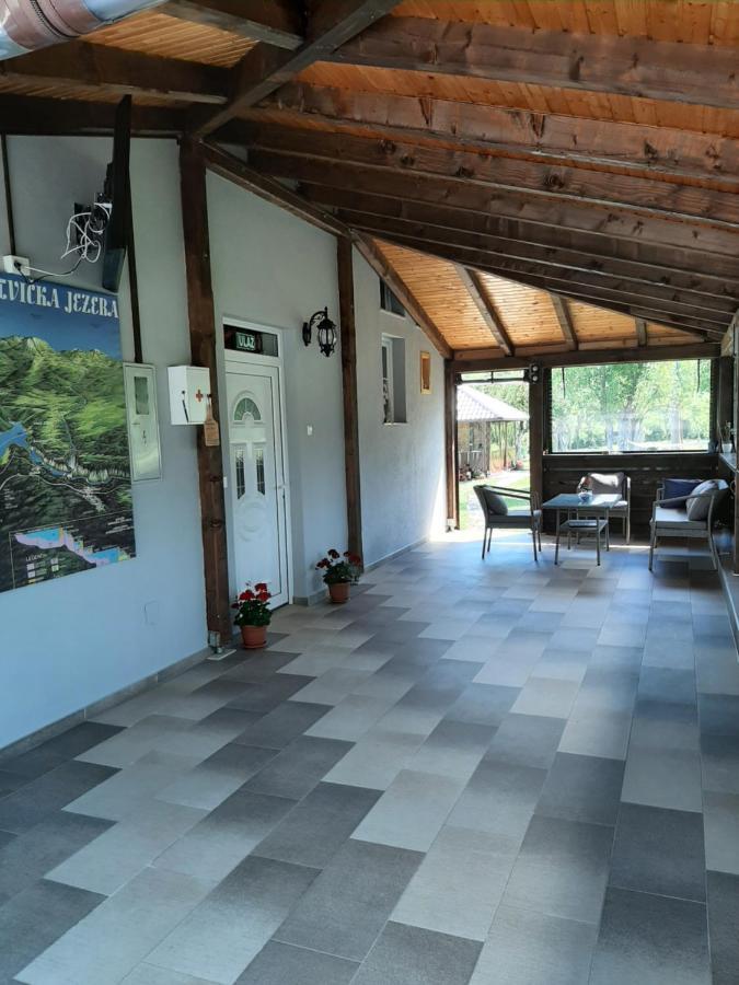 Apartments Paradise Licko Petrovo Selo Екстериор снимка